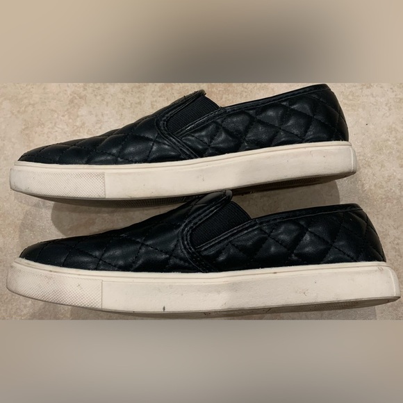 Brash Black Slip Ons Size: 7.5 - Picture 9 of 9